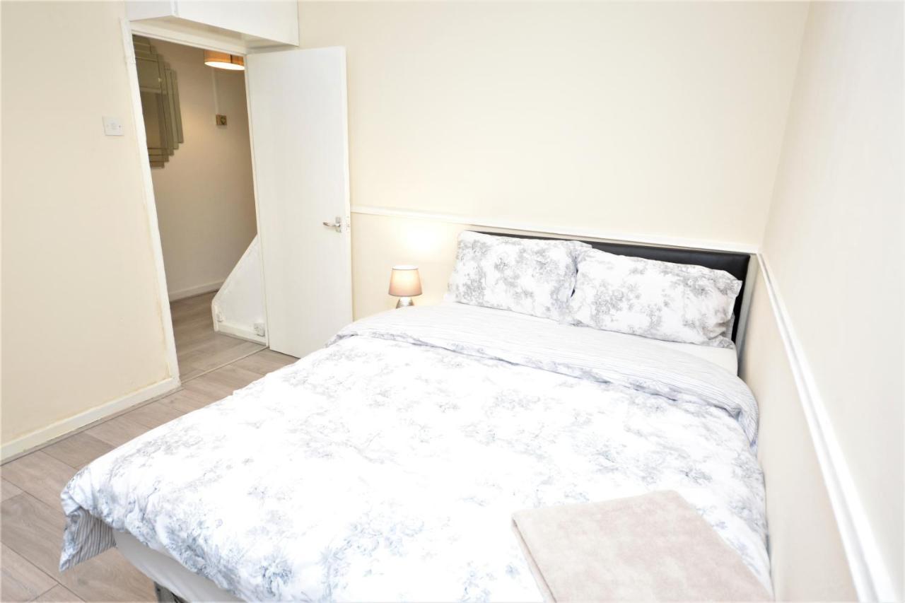 London Zone 1, 3Bedroom Maisonette With A View Kültér fotó