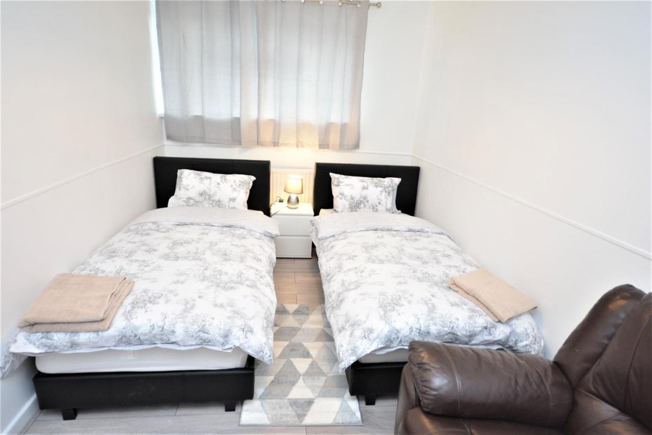 London Zone 1, 3Bedroom Maisonette With A View Kültér fotó