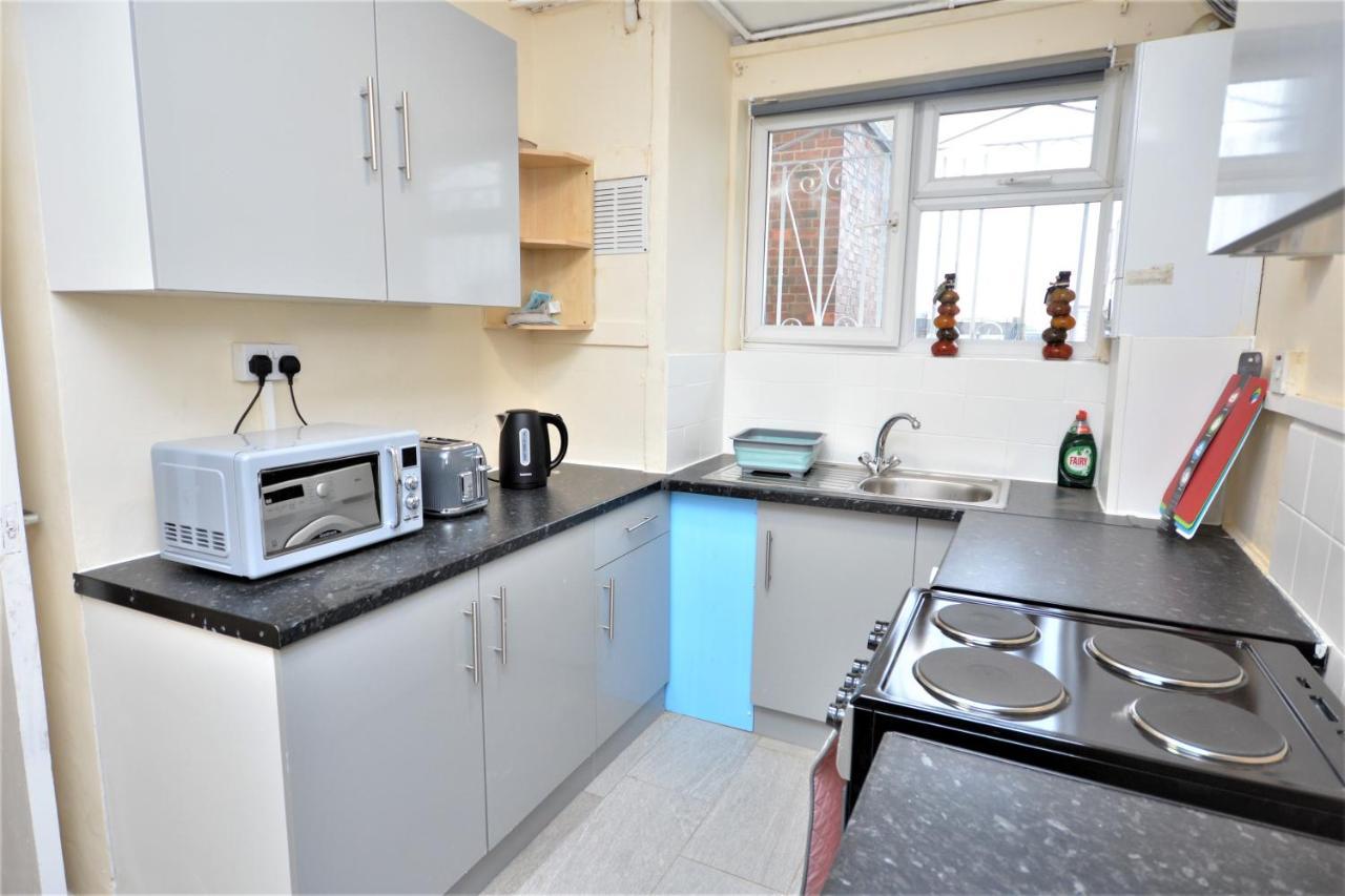London Zone 1, 3Bedroom Maisonette With A View Kültér fotó